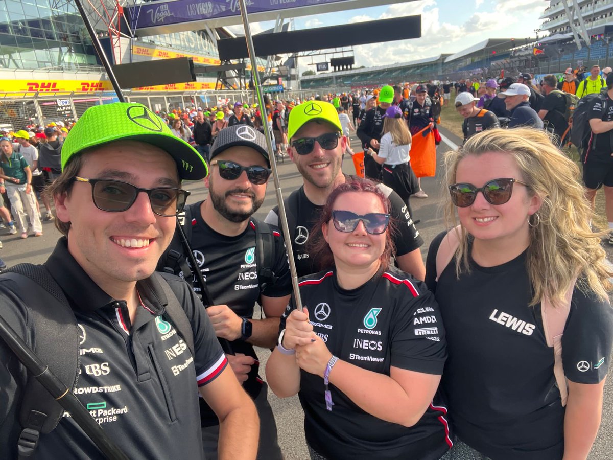 TomHallam_93's tweet photo. Silverstone 2023 - βοΈ
Home from an incredible weekend. Big thanks to these guys for making it as awesome as always ππ»π¬π§
#BritishGP #Silverstone #F1Fam https://t.co/5I5rbXhKV3