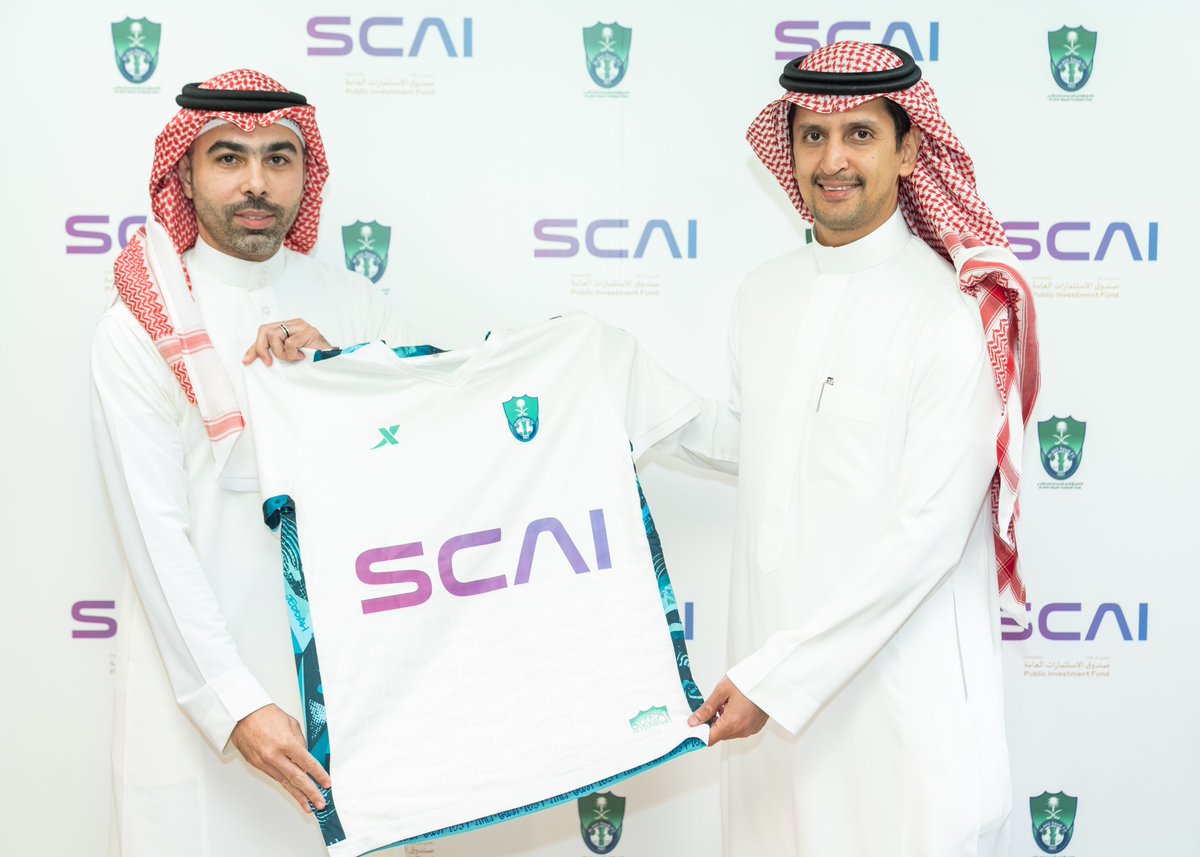 ALAHLI_FC's tweet photo. ✍️📸 جانب من توقيع اتفاقية رعاية الشركة السعودية للذكاء الاصطناعي (سكاي)
@SCAI_AI
#نلعب_بذكاء
#PlayingSmarter https://t.co/pMsVUtWDq1