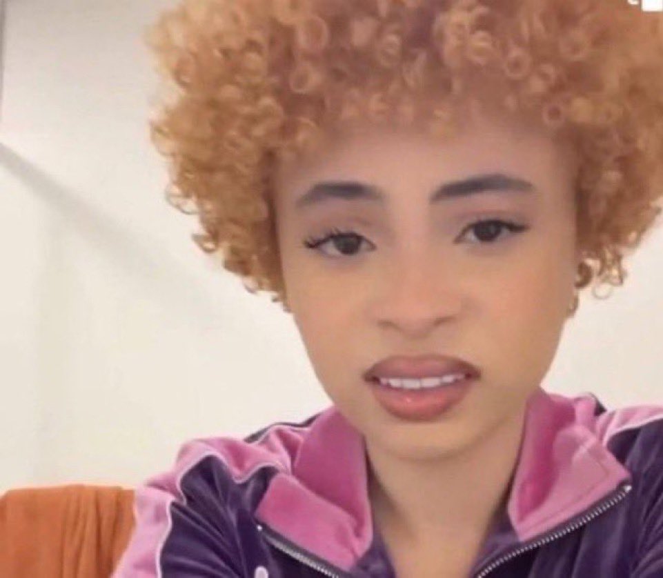 medoraelhaj's tweet image. Y’all were fighting in front of Keyshia Cole?