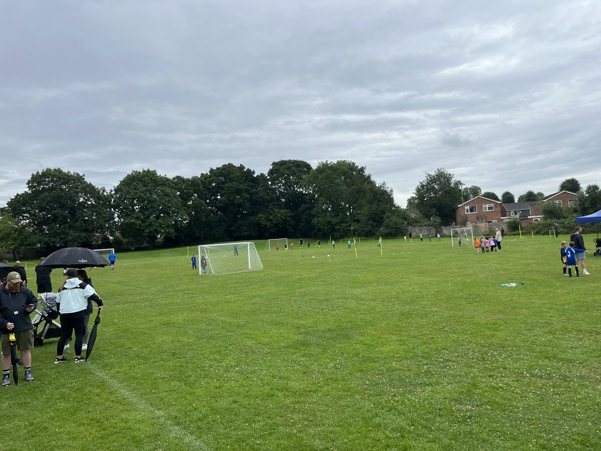 A fabulous Year 2 football tournament, brilliantly organised by <a href="/WinsfordTownFC/">Winsford Town Football Club</a> There were so many smiling faces and lots of first football experiences ⚽️⚽️ Thank you for all the other schools that attended. <a href="/ValeRoyalSSP/">Vale Royal School Sport Partnership</a> <a href="/Cheshire_FA/">Cheshire Football Association</a> <a href="/FA/">The FA</a> <a href="/Lionesses/">Lionesses</a>