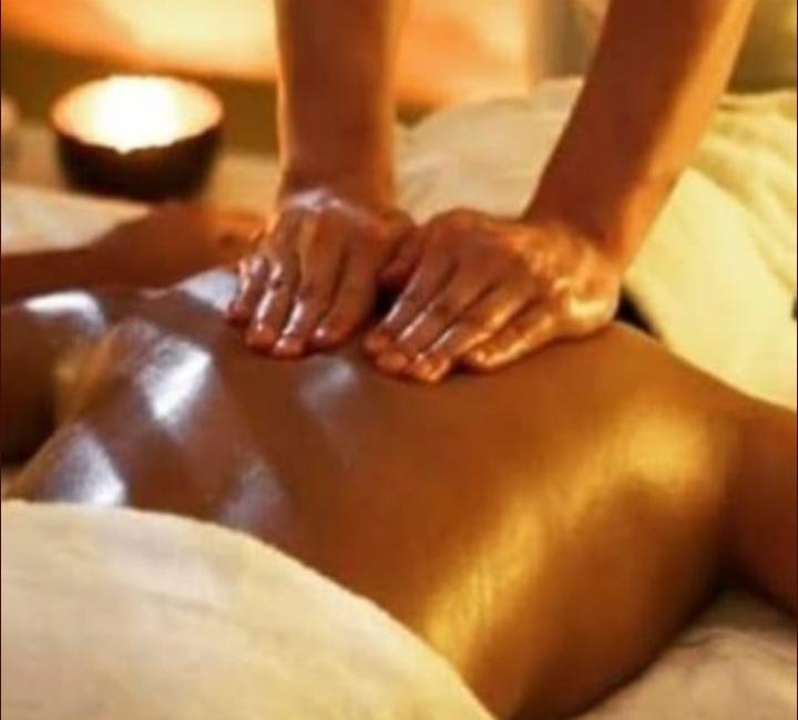 ShaniterP's tweet photo. Taif massage and happy ending service VIP service contact me on 0563343590 https://t.co/iMTvCTtywD
