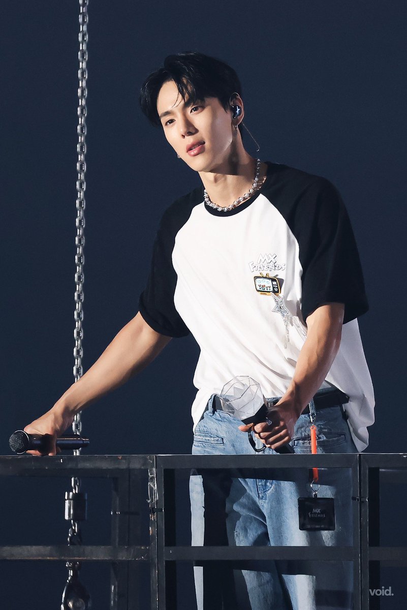 void_0618's tweet photo. 230709 FAN CON HQ

#셔누 #SHOWNU 
#MONSTA_X #몬스타엑스
@OfficialMonstaX https://t.co/9zVkQ9hJB0