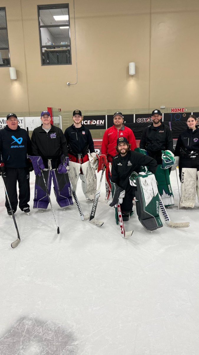 snowmangoalies's tweet photo. Another great week at the BTM Goalie School! 🪖#btmhockey #btmgoalieschool #snowmangoaltending #scottsdale #iceden #powerskating #summatime https://t.co/aEcTuJD2Pi