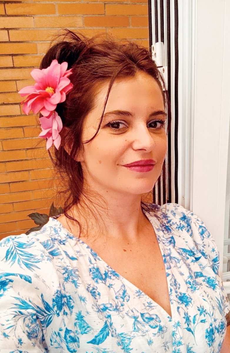 Me enseñó la fuerza y el poder,
del arte de saber, ganarle un pulso al tiempo.

Casi 20 años de aquellos días y yo casi con 37.