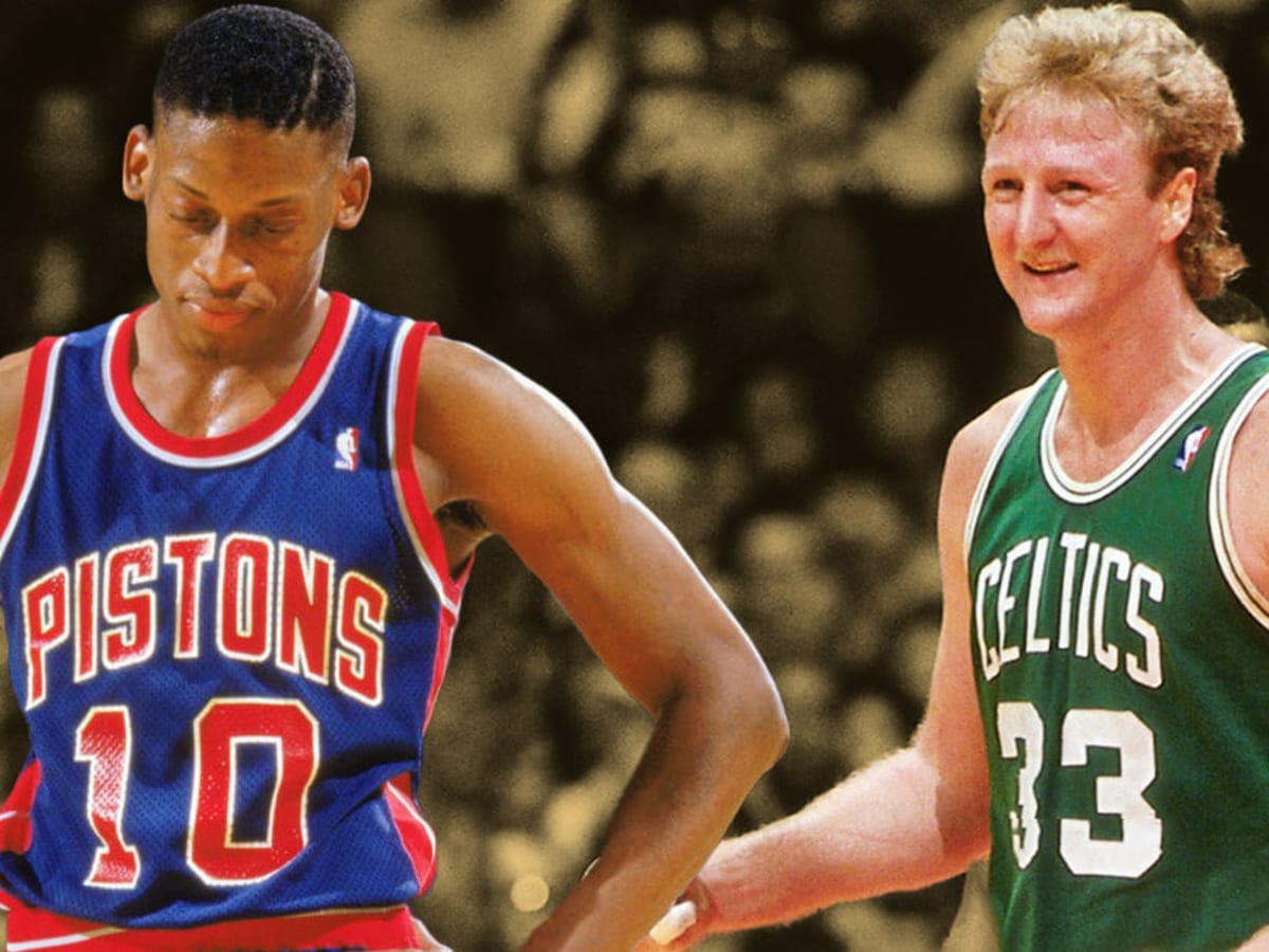 El otro día en el podcast de 2+1,  <a href="/drafteados/">Drafteados</a> y <a href="/ADaimiel/">Ántoni Daimiel</a> analizaron estas palabras de Denis Rodman sobre Larry Bird: "Si jugara en esta era, estaría en Europa".

¿Qué opináis? ¿En qué escalón estaría Larry Bird actualmente?

He querido analizarlo con datos 🧵