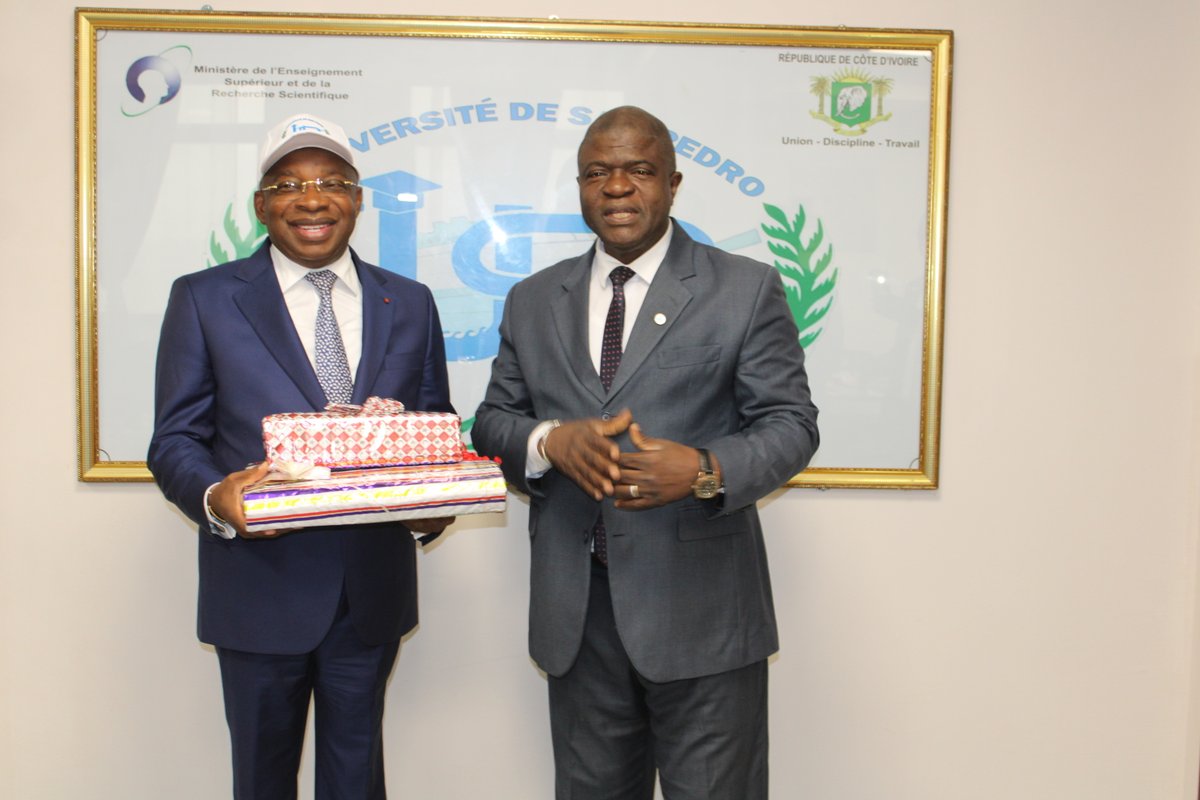 SanUniversite's tweet photo. L’Université de San Pedro reçoit le Ministre ivoirien du tourisme.
Thème « Actions pour faire de la CAN 2023, un vecteur de développement du tourisme ivoirien dans le cadre de la mise en œuvre de ‘‘SUBLIME COTE D’IVOIRE’’ »
Ce lundi 10 juillet 2023, à 09 heures. Sercom https://t.co/hzwHcP64i6