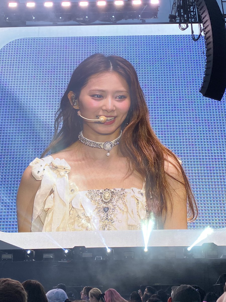 pretty tzuyu 
#TWICE_5TH_WORLD_TOUR_IN_ATLANTA #READYTOBE_IN_ATLANTA #TWICEinAtlanta #TWICE #TZUYU