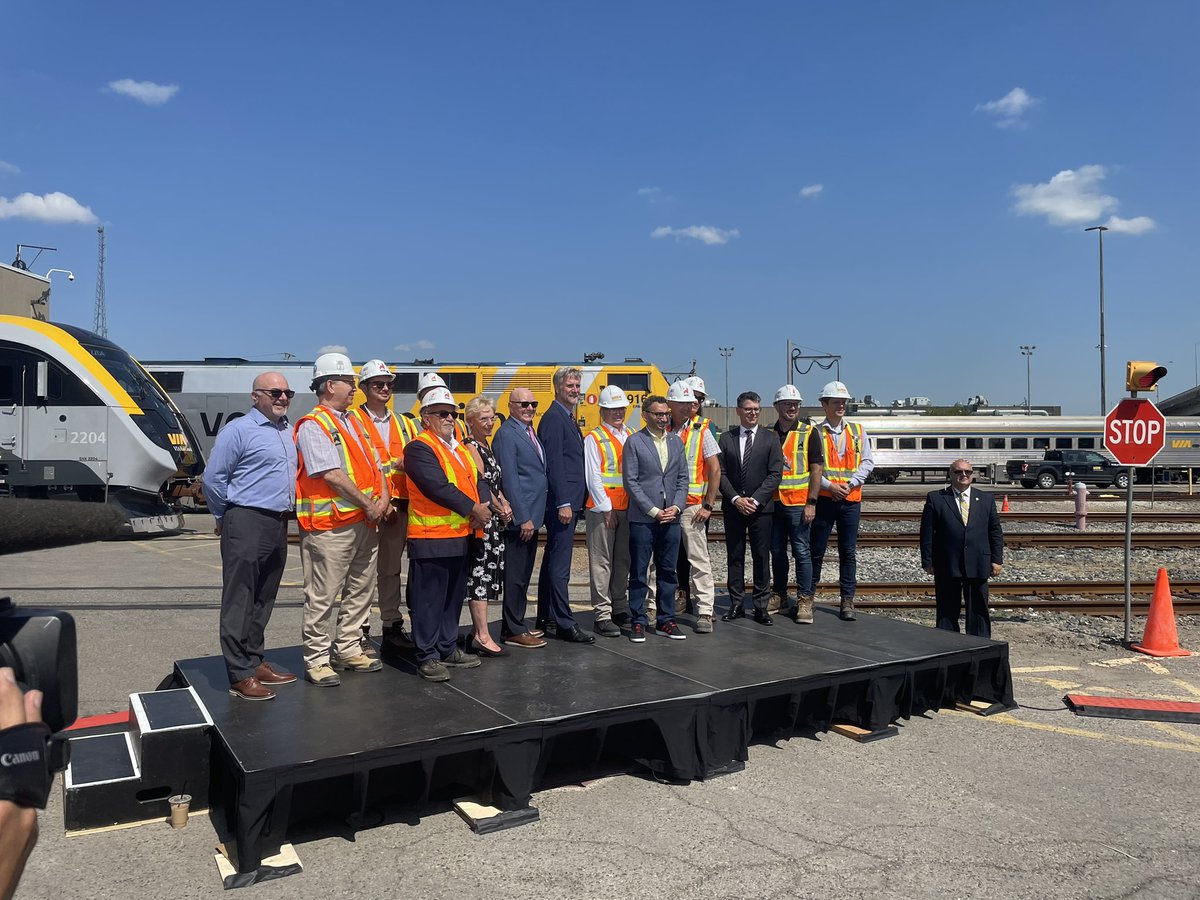 TransportAction's tweet photo. Minister @OmarAlghabra and @VIA_Rail CEO Mario Peloquin were joined by members of the VIA board and the team from project contractor @ButtconLimited to symbolically break ground on the rebuilding of Toronto Maintenance Centre to support VIA’s new corridor fleet. 👏👏👏 https://t.co/RXImJweHXY