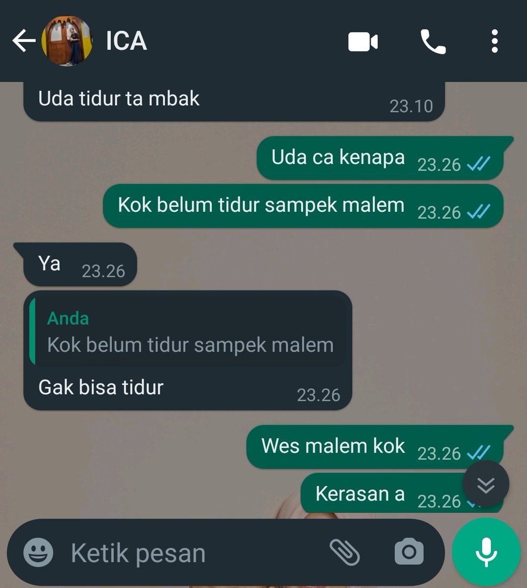 iLa_06's tweet photo. Ketika anak gede ku holiday 🤣 https://t.co/N3Ohxs5qW8