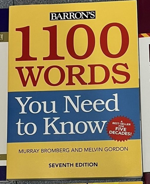 ForeverRoseanne's tweet photo. Rosie story update 🥹 !! She's reading 7th edition of "Barron's 1100 words you need to know" 😭🫶🏻

#로제 #ROSÉ https://t.co/qZ8Z8ioSEn
