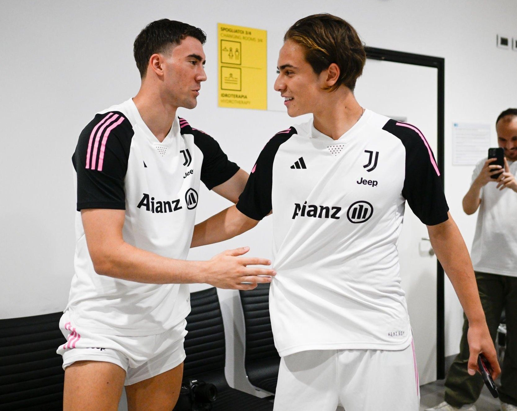 Dusan Vlahovic and Kenan Yildiz of Juventus. (@forzajuventus via X)