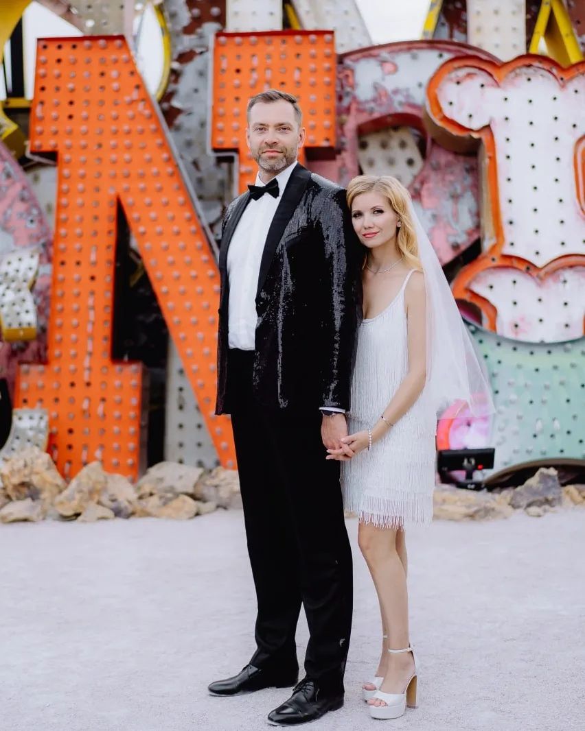 TravelNevadaEsp's tweet photo. Celebra tu matrimonio con originalidad y arte. Haz de este nuevo capítulo en tu vida en Nevada una experiencia inolvidable.
#TravelNevada #ExploraNevada #Matrimonio
📸: @Bagatron17 https://t.co/Z8BZAkWkbj
