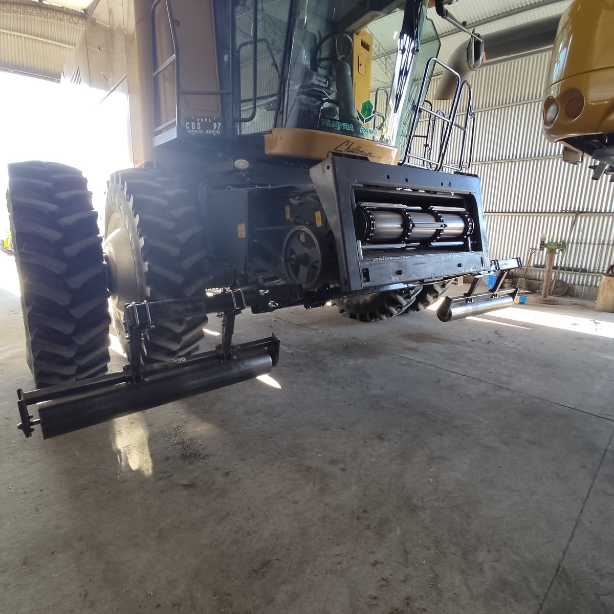 vientonortesa's tweet photo. ATENCIÓN PRODUCTORES Y CONTRATISTAS, equipo de #RolosPisaRastrojo desarrollados para máquinas con embocador corto como #Challenger y #MasseyFerguson.
Quedo atento por privado. Agradezco mucho los RT. https://t.co/ydAVlCI8Bb
