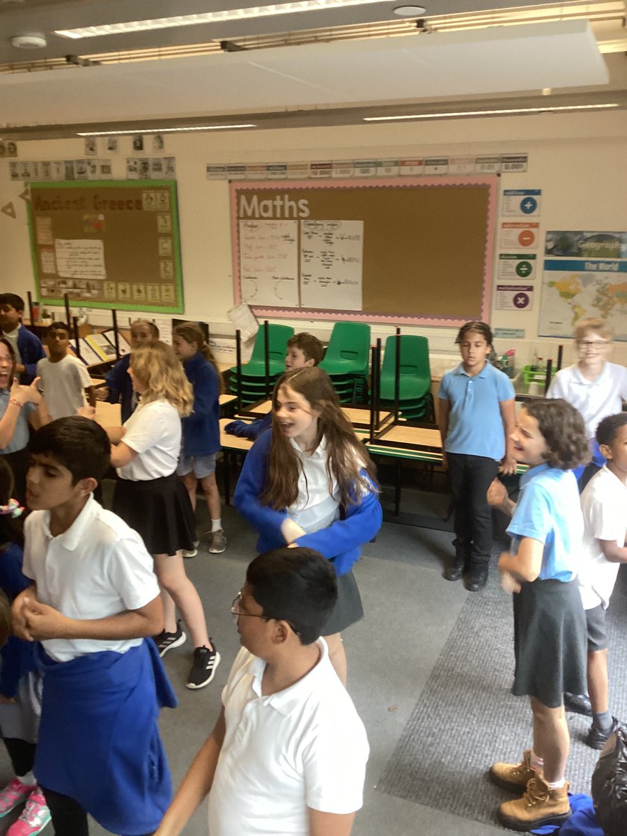 glenfromep's tweet photo. #HollyClass and #SycamoreClass may not have gotten very much outside time on Summer Day (the weather didn’t quite get the memo!) but we still did summer based activities such as singing our summer concert song: Feels Like Summer and playing summer Pictionary and hangman! #year5 https://t.co/F7EuodVxzy