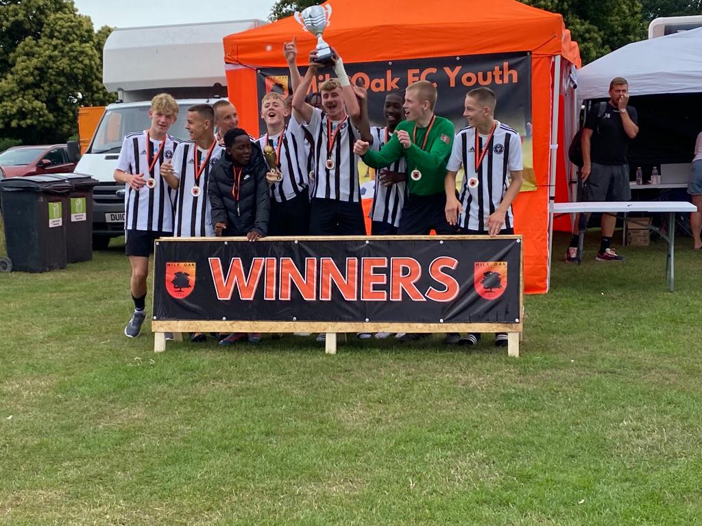 Well done boys!!  Winners at the <a href="/mileoak_fc/">Mile Oak FC</a> youth tournament this weekend.