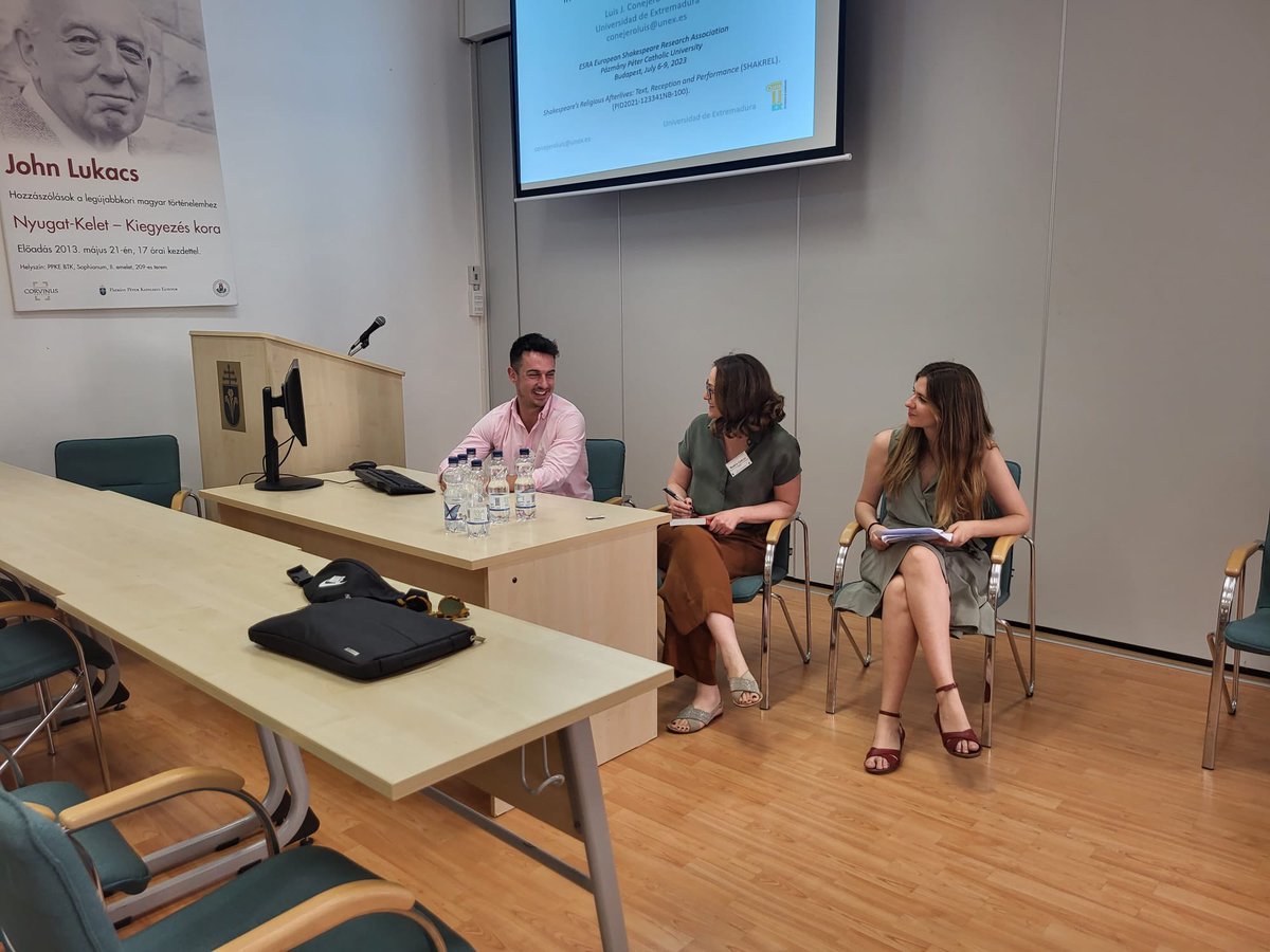 conejeromagluis's tweet photo. @Shakrel_project presenting at the European Shakespeare Research Association @EuroShakespeare (Budapest, 2023); talking about the First Folio, Love’s Labour’s Lost and performances in religious spaces @DepExtranjeras @BSAShakespeare @SederiWeb @SederiYearbook https://t.co/czVH1zyzen