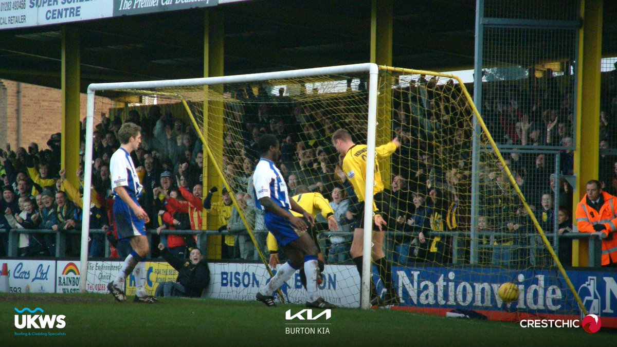 burtonalbionfc's tweet photo. 🥅 Taking our nets back to the oldschool

🟡⚫️ retro #BAFC https://t.co/hFFfZvYsOt