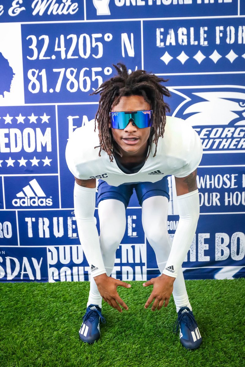 🚨BREAKING: 2024 ATH Ziggy Holloway commits to Georgia Southern. He breaks down his decision. Story: on3.com/college/georgi…
