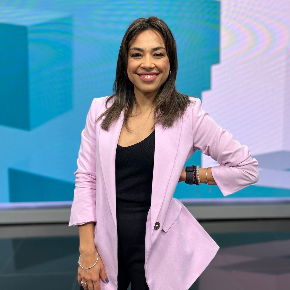 Lunes de vacaciones de julio y <a href="/yiselamoreira/">Yisela Moreira</a> te espera con todas las noticias 🙌🗞️ 

¡Prendete a #Teledía por la pantalla de <a href="/Canal4_UY/">Canal 4</a>! 📺
