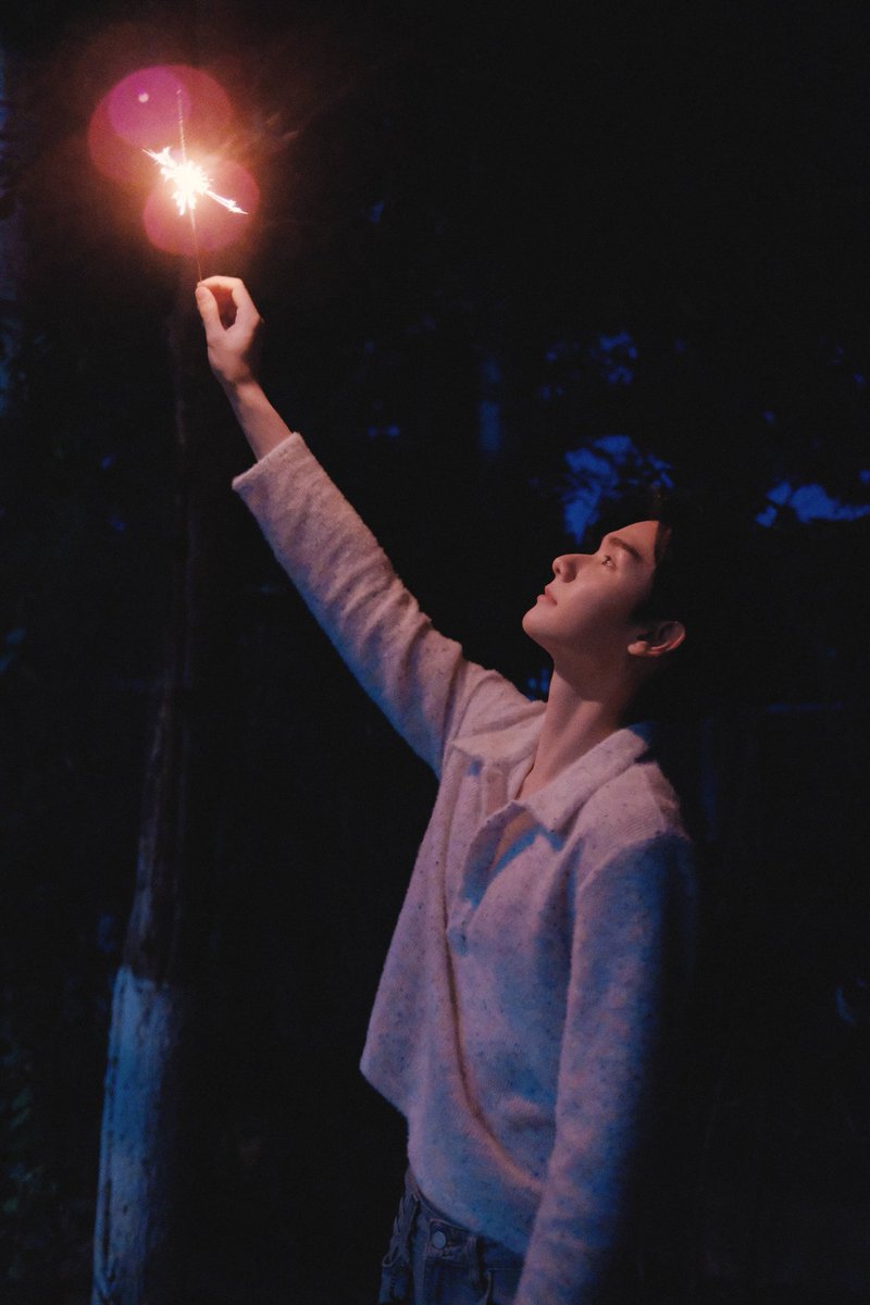 ForAlittleNine's tweet image. แฮปปี้เบิร์ดเดย์นะคะคนเก่ง ขอให้น้องเป็นที่รัก มีความรักจากคนรอบข้างโอบล้อมอยู่เสมอ ได้รับความเอ็นดูเยอะๆเลยนะ ขอให้มีเวลาพักผ่อน ได้ทานสิ่งที่ชอบแล้วก็ขอให้น้องนายมีความสุขอยู่ในแววตาเสมอเลย ไว้เจอกันใหม่นะคะ 💗🎂

HAPPY BDAY NINE
#24hrsOfSpecialNineDay