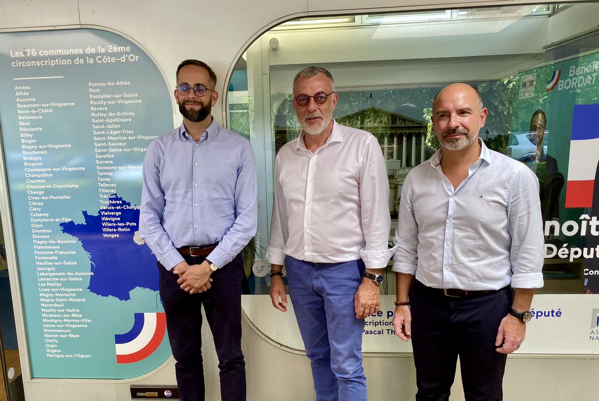 Rencontre avec @bordatbenoit sur un sujet majeur pour la livraison urbaine : la cyclologistique 🍀

Encadrement de l’activité, hubs logistique en cœur de ville ou sécurité ➡️des pistes de travail ont été abordées pour assurer un développement professionnel de ces activités !