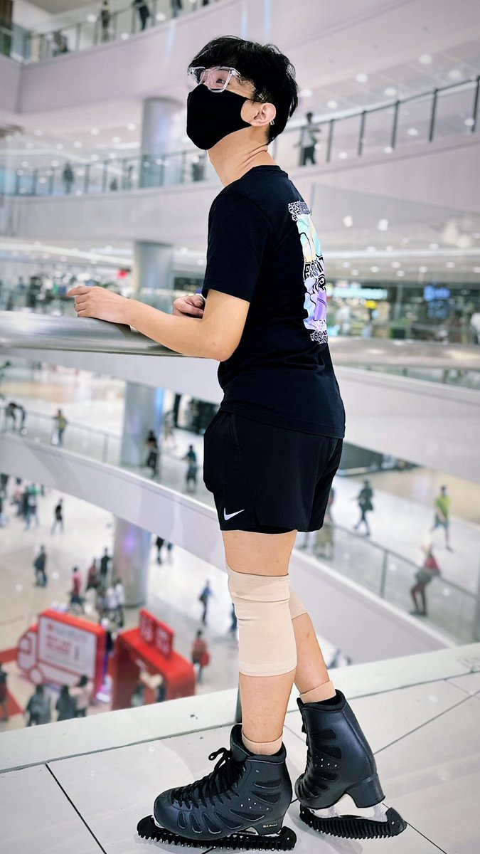 RyonBaaang's tweet photo. ⛸️❄️🥶🧊 https://t.co/OWY8m37171