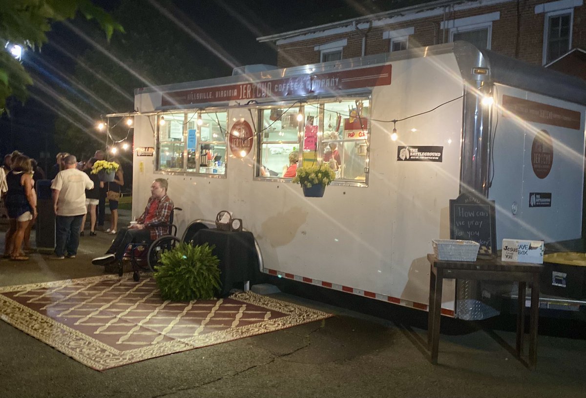co_jericho's tweet photo. Another great night in Hillsville. @TooMuchSylvia #concertevents https://t.co/CN4B2kDdbS