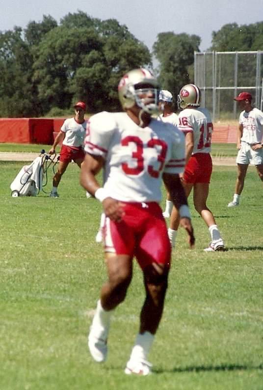 Happy birthday Roger Craig!! 
