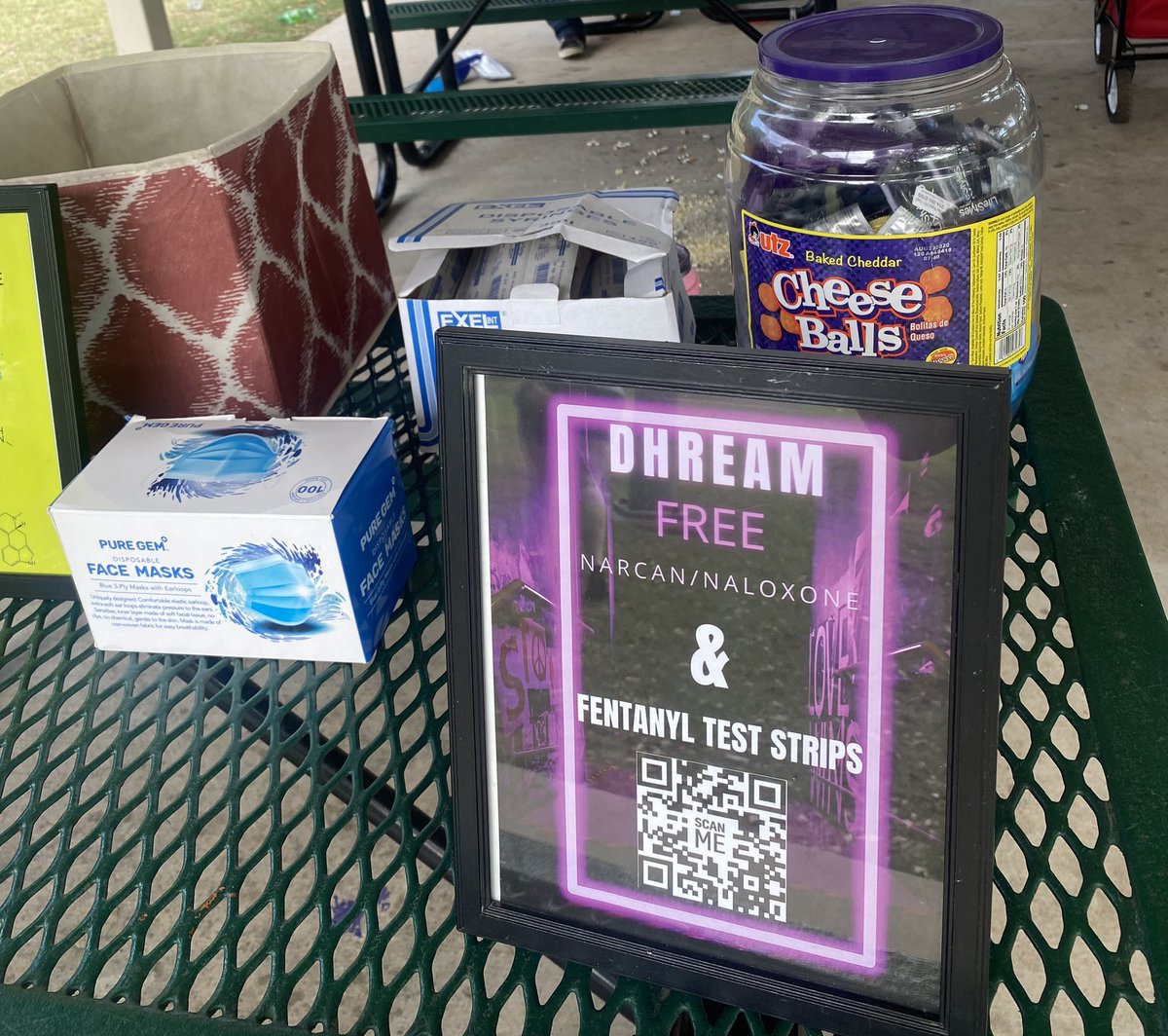 DFWharmredux's tweet photo. What a wonderful Sunday in collaboration with @redbreaddenton  for harm reduction supplies and education in Denton! #harmreductionsaveslives https://t.co/6goFF3DeXR