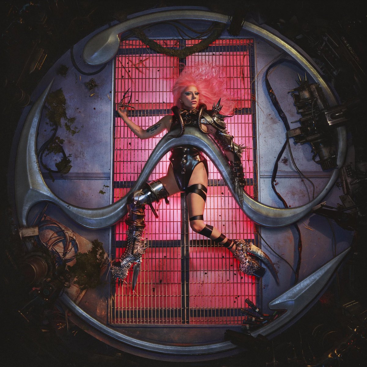 jdkaknak's tweet image. the beauty of lady gaga's instrumentals: CHROMATICA edition
(a thread 🪡)