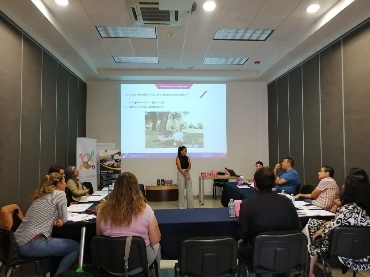 CENTROPYME's tweet image. En colaboración con el @CLSLP_AC @CANACINTRA_SLP  y @dukke_cons  este Viernes dimos inicio con el Seminario en Mindfulness y Desarrollo de Gestión Emocional, pero te tenemos buenas noticias ¡Aún puedes ser parte! 
Pide informes al: 4441987800