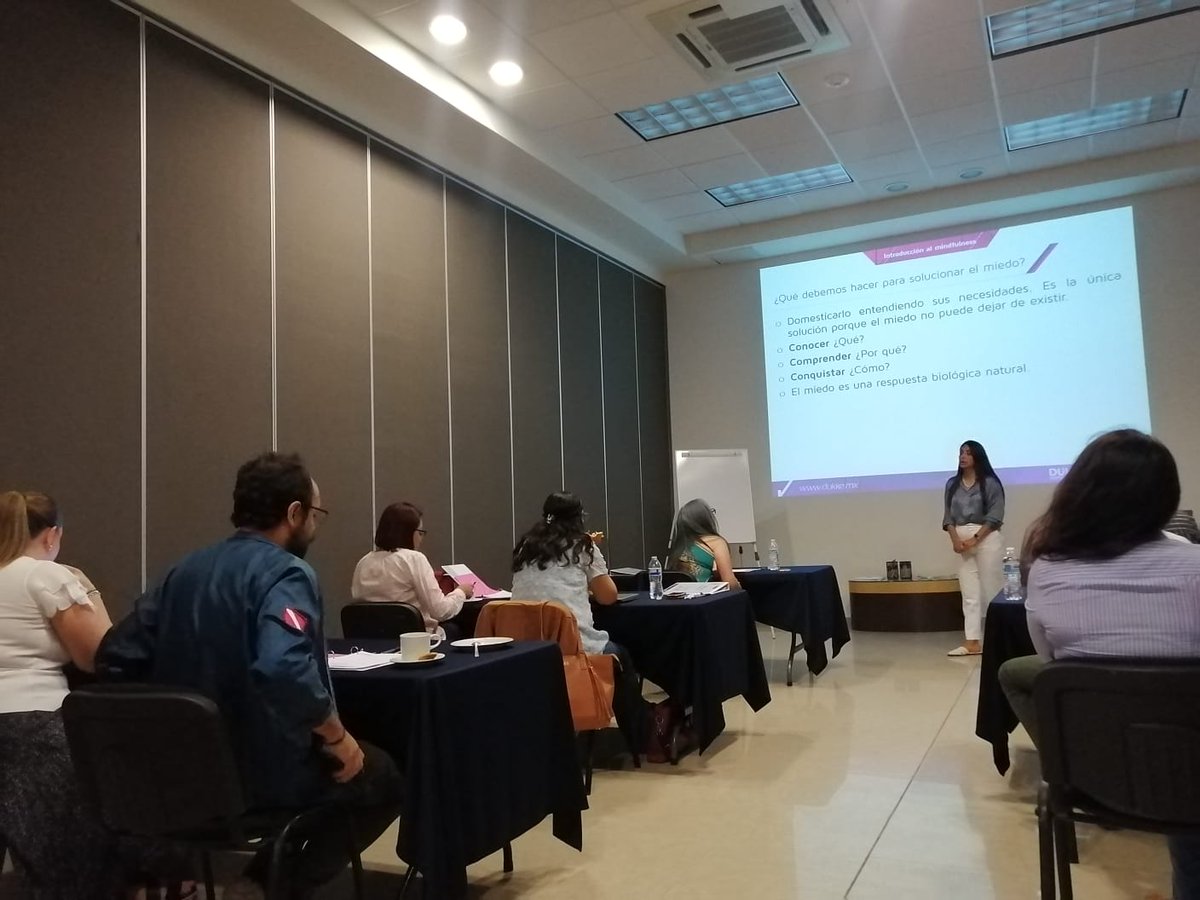 CENTROPYME's tweet image. En colaboración con el @CLSLP_AC @CANACINTRA_SLP  y @dukke_cons  este Viernes dimos inicio con el Seminario en Mindfulness y Desarrollo de Gestión Emocional, pero te tenemos buenas noticias ¡Aún puedes ser parte! 
Pide informes al: 4441987800