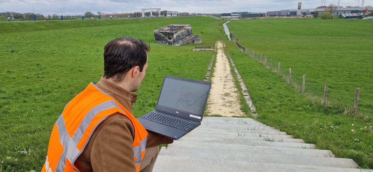 In samenwerking met andere partijen hebben we een app ontwikkeld om het risico op piping sneller en nauwkeuriger te bepalen. #Innovatie is voor het programma #SterkeLekdijk een belangrijk middel om de gestelde doelstellingen te behalen. Meer info: lnkd.in/eu7wydSZ