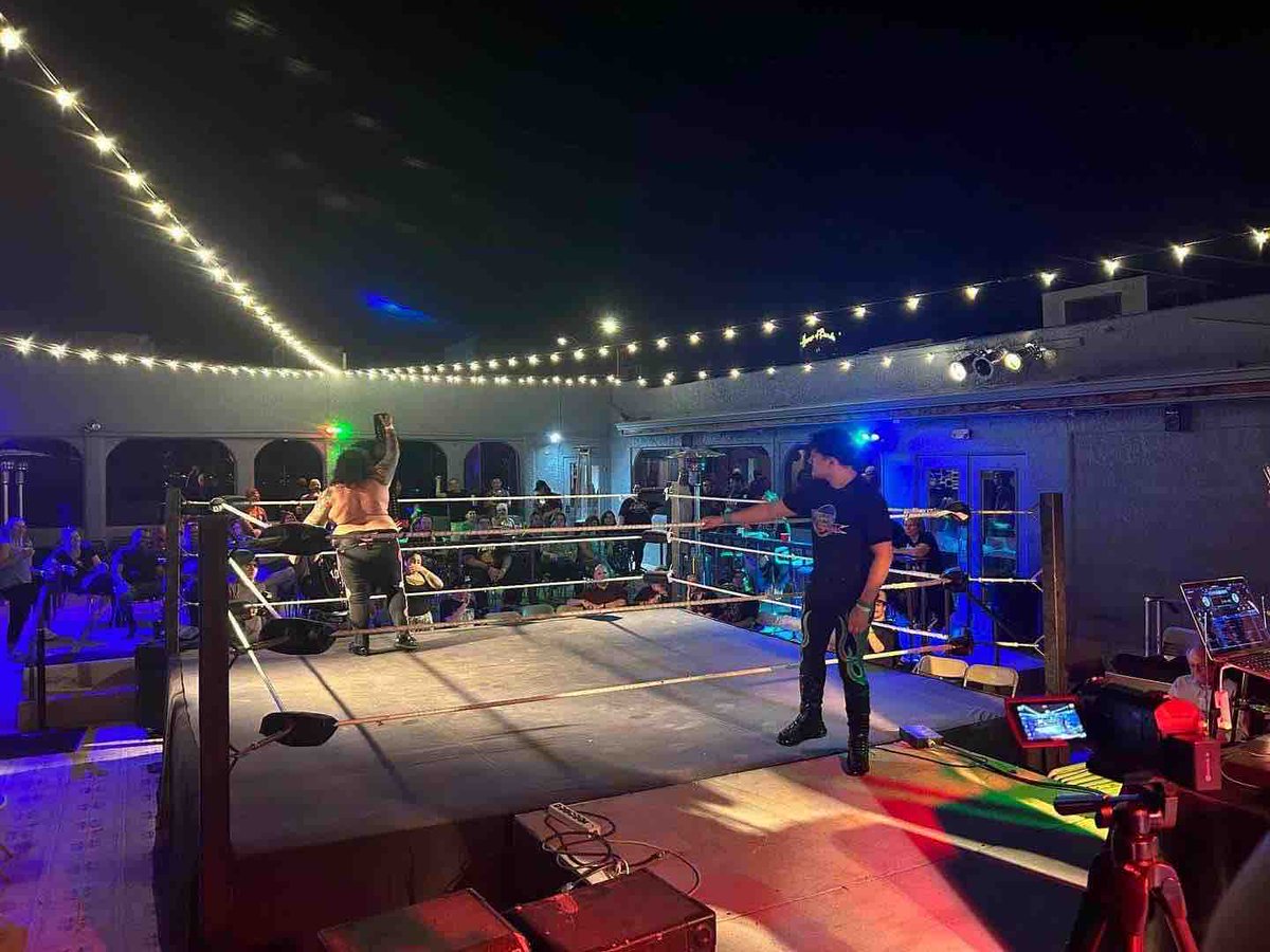 prowrestlingaz's tweet photo. Thank you #Tucson!!! 

#prowrestling #awf #luchalibre https://t.co/dlzJDbLkdy