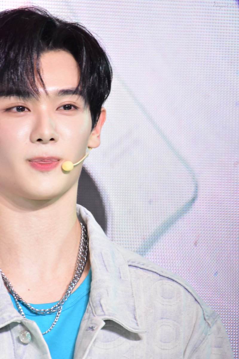 Dd711N's tweet image. 𝟐𝟒🎂 𝐇𝐁𝐃
(⁰⊖⁰)@naninenai99
#นายท่านกรชิต
#24hrsOfSpecialNineDay