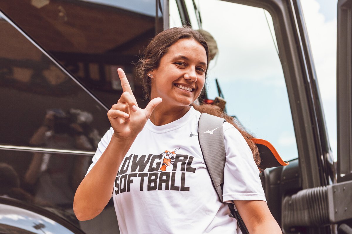 cowgirlsb tweet picture