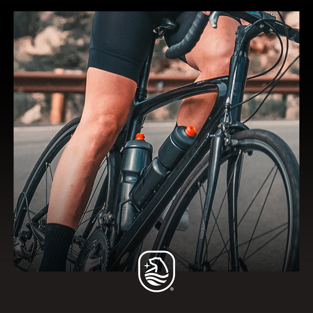 Polar Bottle's innovative Surge Cap is two pieces–cap and valve–and easy to clean. Simply twist, pull, and wash. Plus, all our bottles are dishwasher safe!