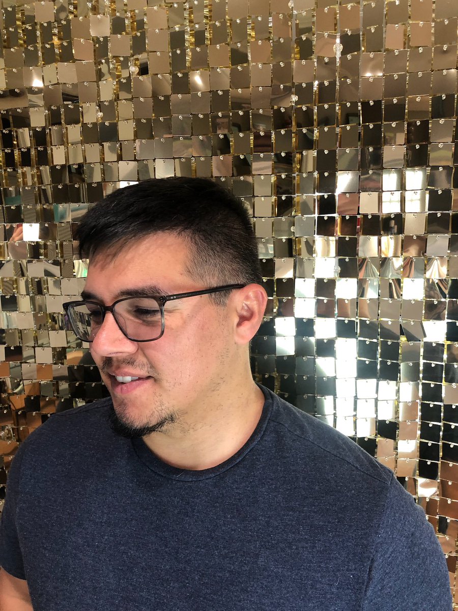 MiraSalonSpa's tweet photo. Experience the precision and style of a clipper cut that will leave you looking sharp and confident.
Book your appointment today!
Call us at 815-748-5887!
#hairstylemen #clippercut #haircut #haircutmen https://t.co/5jHPGWfJY4