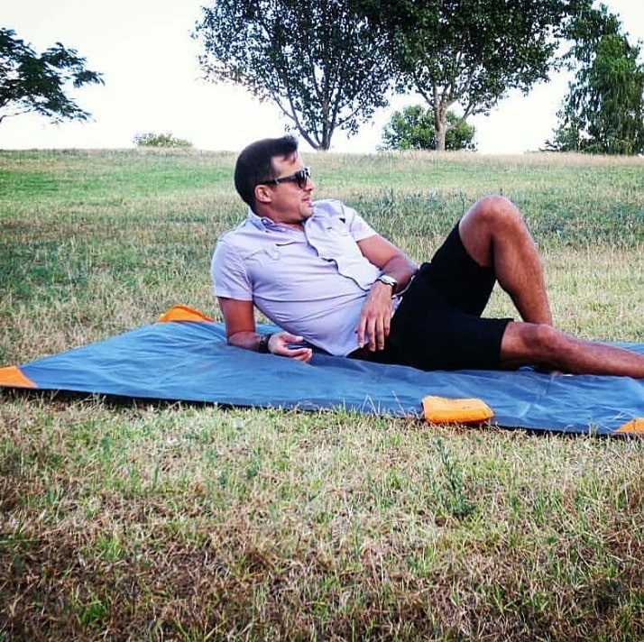 TheCozy5's tweet photo. Grab yours now at Amazon.
.
.
#TCOADVENTURES™ #cozyblanket #video #videooftheday #pocketblanket #picnic #camping #park #gear #campinggrear #trekking #outdoor #unwind #nature #park #adventure #summer #beach #ThankYou https://t.co/VggW6LnUfN