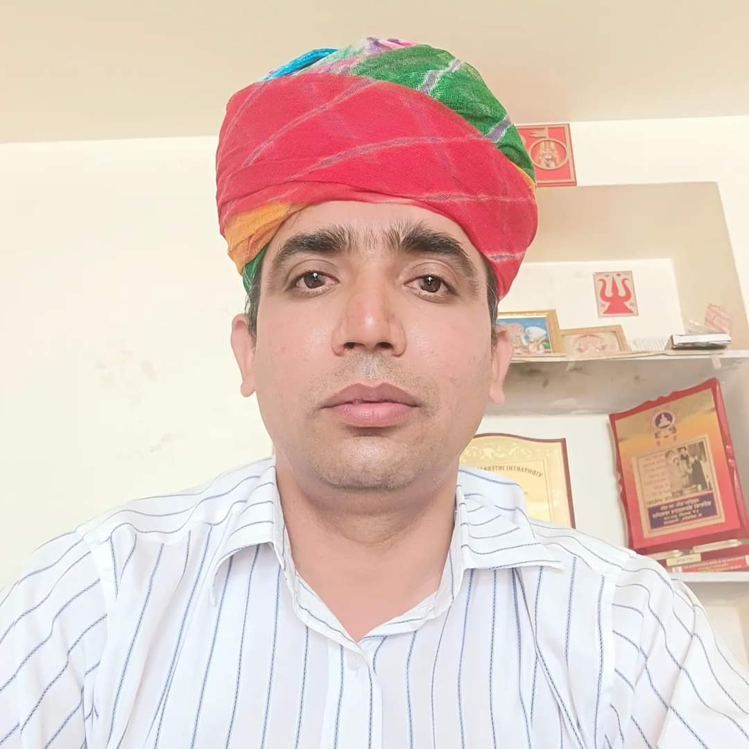 NarpatPannuINC's tweet photo. श्री @SachinPilot साहब व श्री @Rajendrainc साहब के आशीर्वाद से मुझे @NarpatPannuINC पन्नु को प्रदेश कांग्रेस कमेटी सचिव बनाकर जो आशीर्वाद दिया जो मै आपका जीवन भर ऋणी रहुगा सा। लिस्ट 115  सम्पर्क - 9636272001
#Narpat_Pannu_Bilara_2023 https://t.co/XHPpcQCWrP