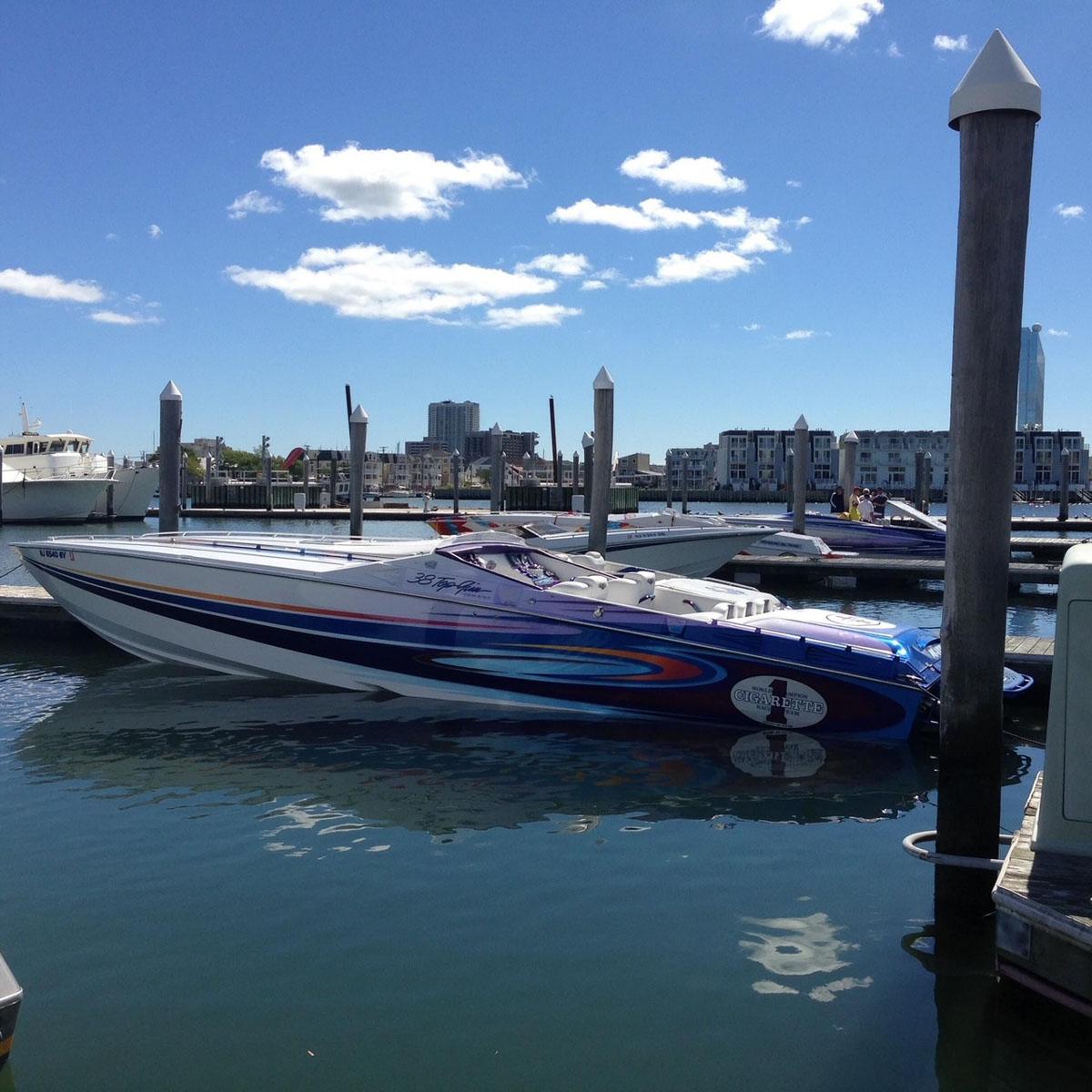 LanierPartners's tweet photo. Welcome our friends
Bobby and Kendall Berk from Pompano Beach, FL!
Cigarette 38 Top Gun "Lucky Strike"
Premium Slip D16L https://t.co/U1RHzTqFTM