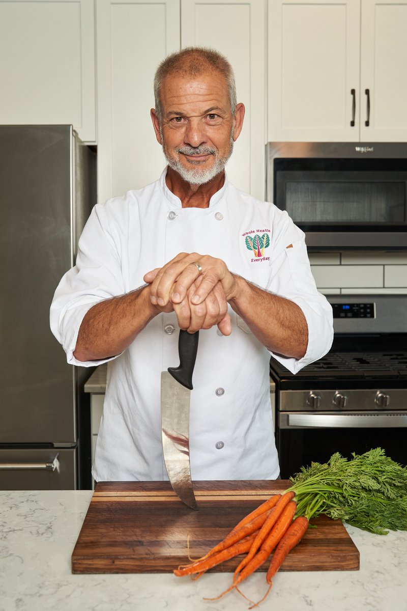 ChefsWHE's tweet photo. Chef Alex is still in the running for the grand prize of $25,000! Let’s help him out with free daily votes! https://t.co/8W0yHz4KOM
