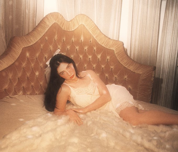 my zine entitled &lsquo;Bad Citizen&rsquo; is still available to purchase💐  photos from these sets+original writing