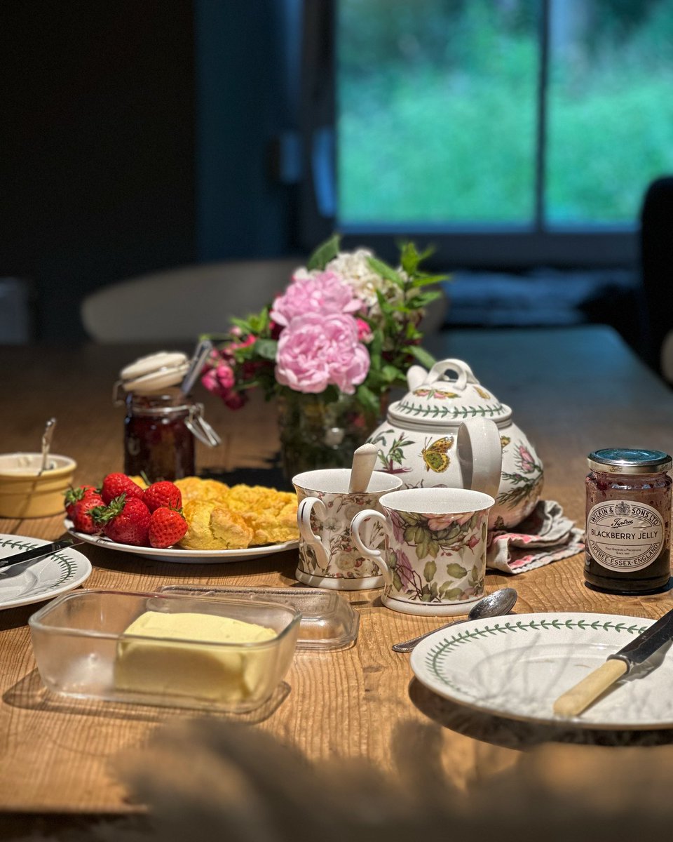 woolismybread's tweet image. Shepherdess farm tour today … so lovely time share this place I call home … 🙏❤️🐾🐾🐑🐑🐑🐑all details are above on my website… #shepherdess #farm #sheep #yorkshiredales #welcome