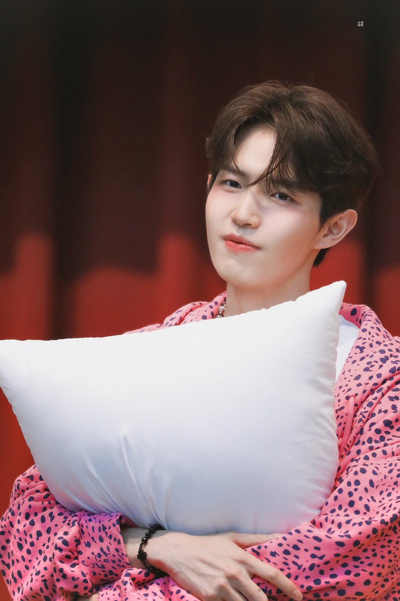 AM_0527_'s tweet photo. #김재환 https://t.co/QzCoxOAFvv