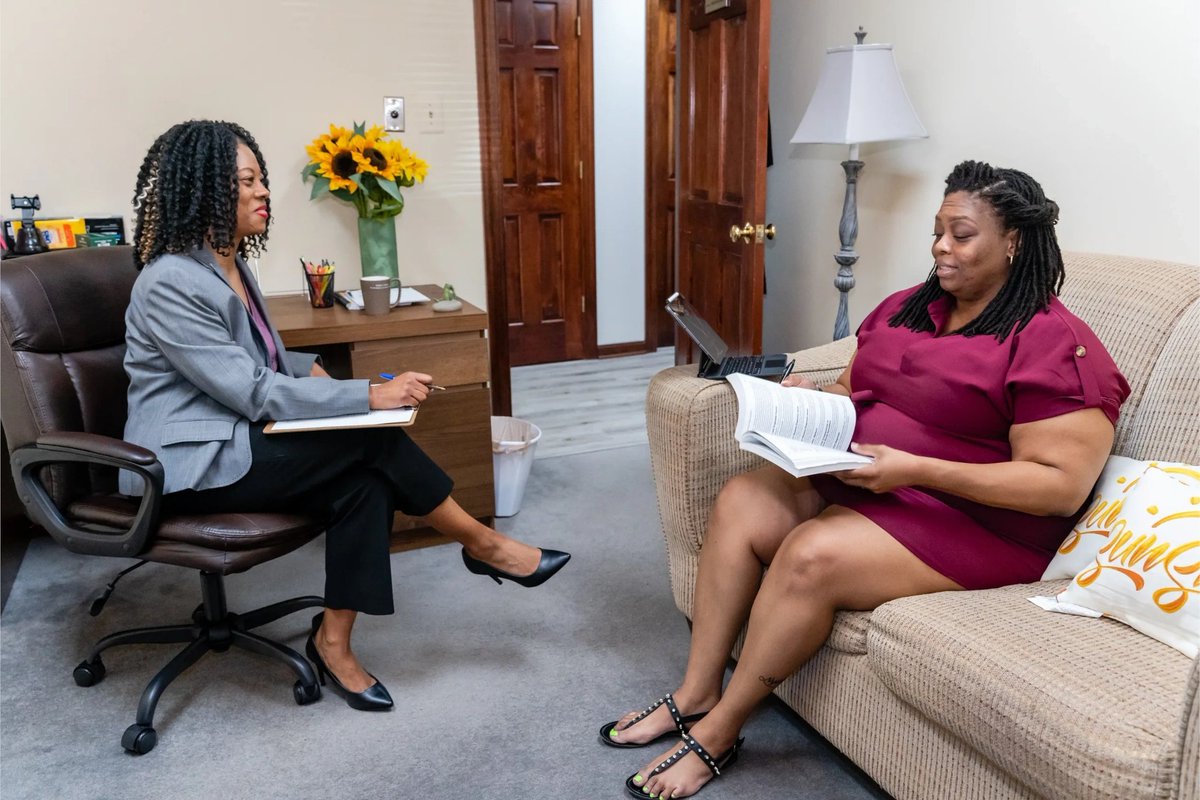 FreedomCounsel4's tweet photo. Did you know that we offer resident supervision? We're dedicated to helping the next generation of counselors develop skills, retain knowledge, and experience, working towards a successful and rewarding career. #supervisionmatters #futuretherapists #counselinginterns https://t.co/Ny9F8ZGDeS