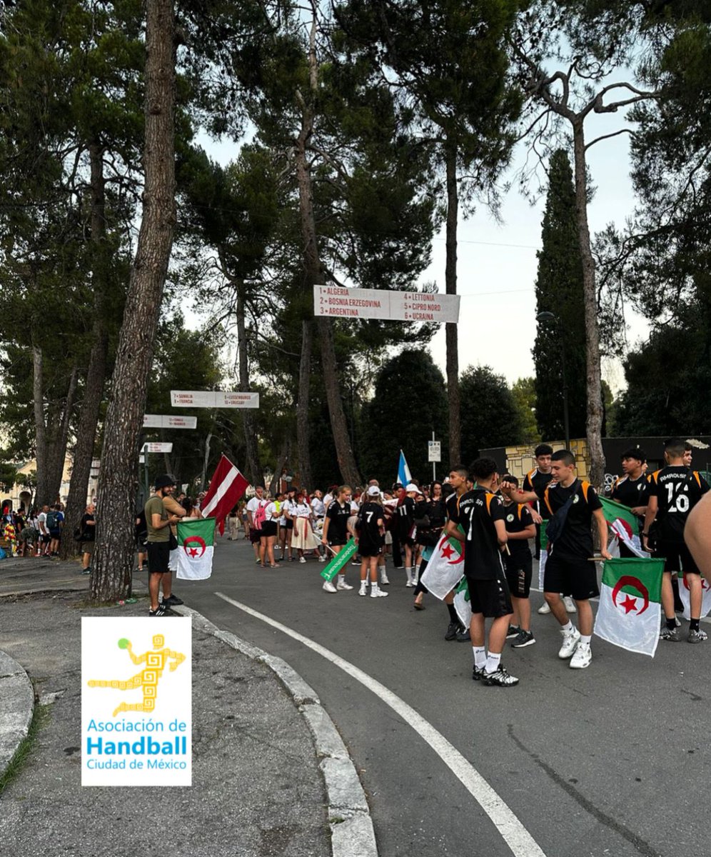 Handball_cdmx's tweet photo. Árbitros de la CDMX participando nuevamente en la ”Copa Interamnia Youth World Cup” de Handball en su edición 50.

Deseamos mucho éxito a Erick y Brian Belmonte!!! https://t.co/SjCHZy6gwW
