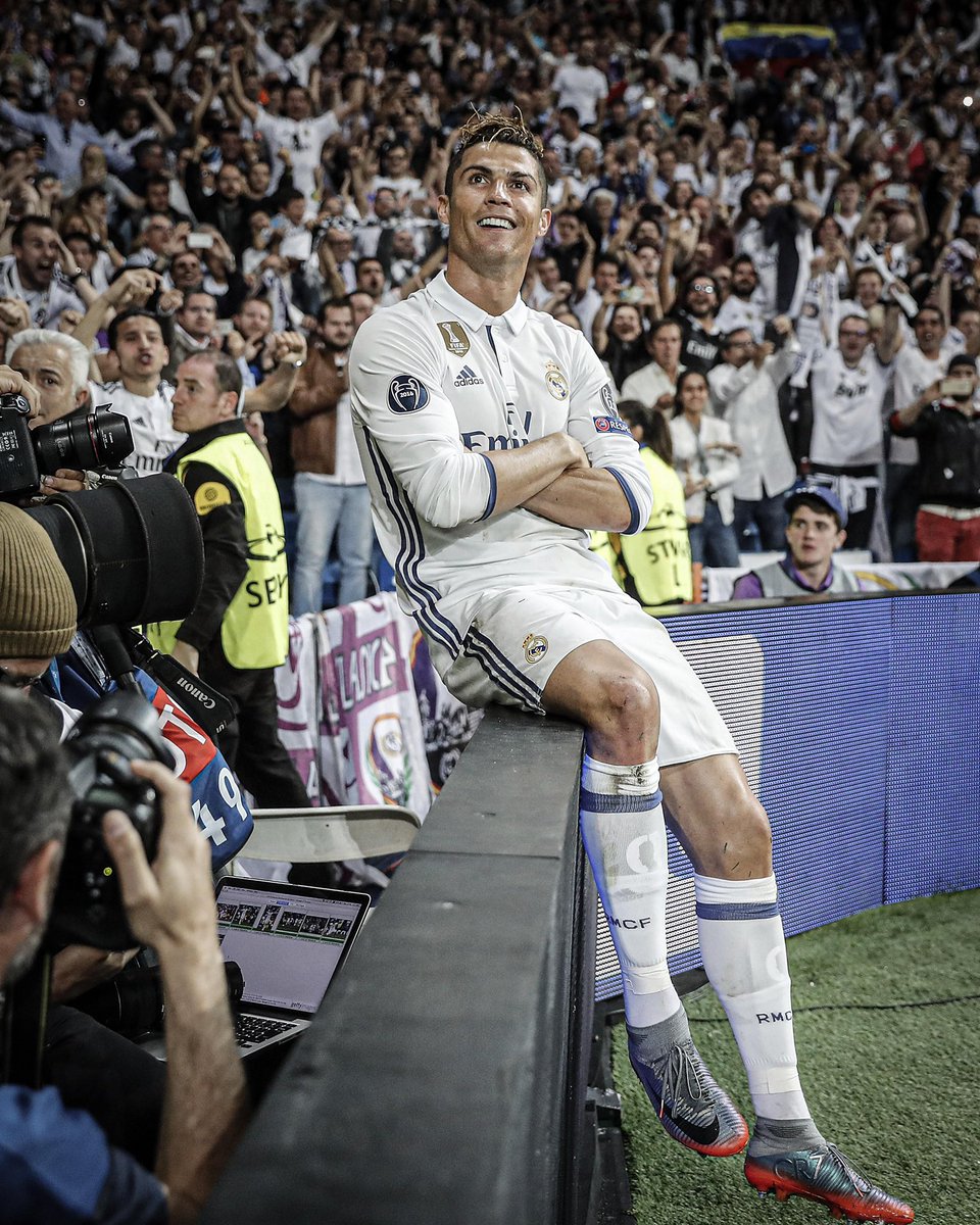 ruben_ladn's tweet photo. [THREAD] - Les joueurs plus forts que Cristiano Ronaldo. https://t.co/dl0DmfpxGj