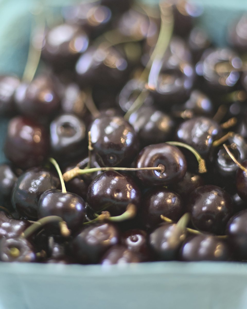 JoshPhot0's tweet photo. Tiltshift cherries.

#bokeh #photography #写真好きな人と繋がりたい　#fotografiar #MondayMotivation https://t.co/BjqBfCKnPe