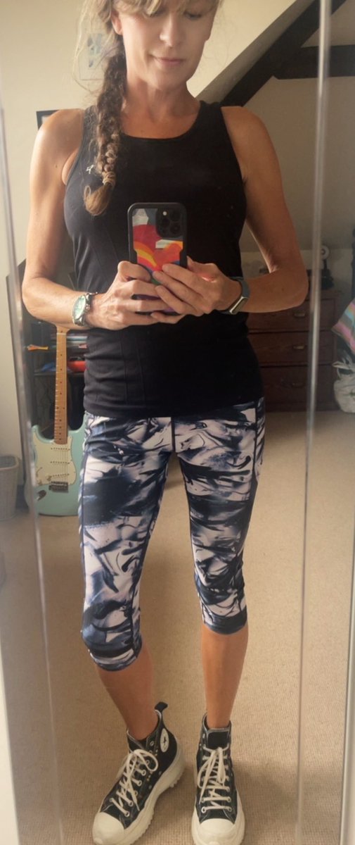 MistyBluViolet3's tweet photo. And now….
It’s Pilates time
Let’s go!
#fitness
#pilates
#konday https://t.co/N6ygkrqpSu